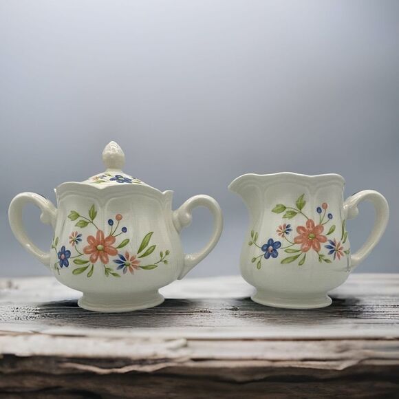 Vintage Ironstone Country French Blue Red Floral on White Creamer Sugar Set - Picture 1 of 16